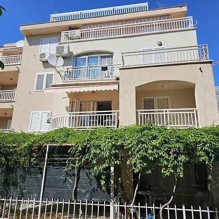 Teo Apartman Makarska